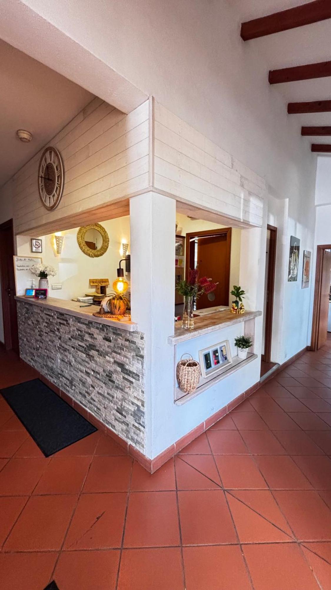 Hotel La Bastide Le Lavandou Exterior foto