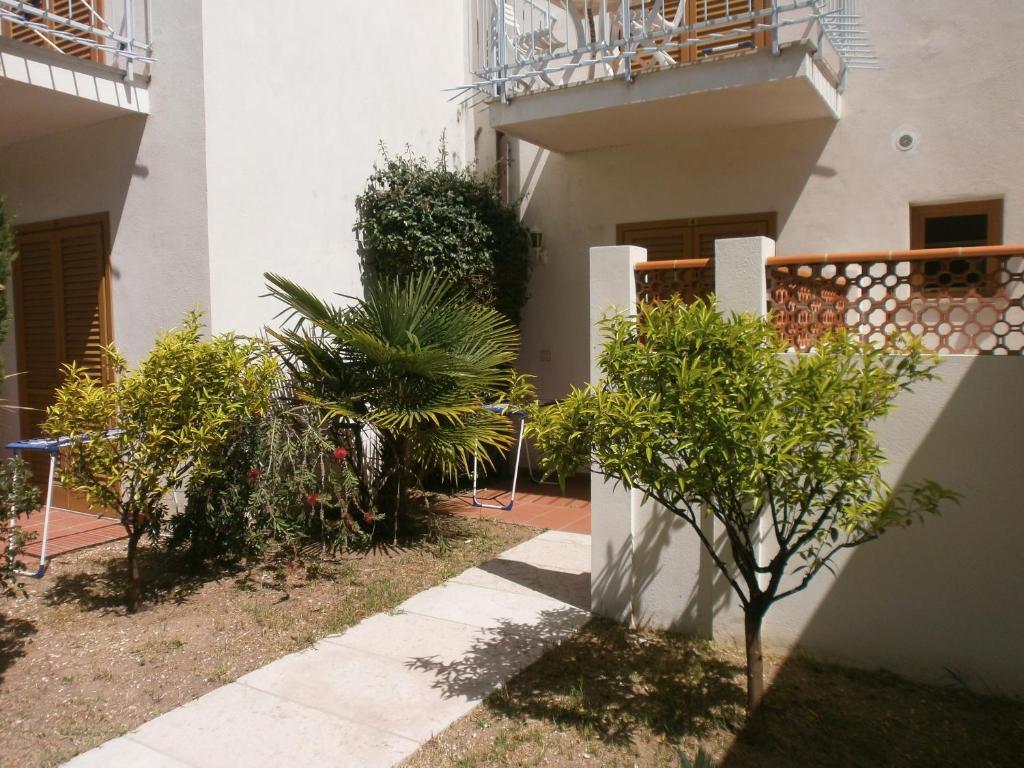 Hotel La Bastide Le Lavandou Exterior foto